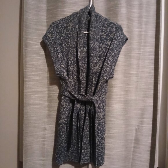 Sleeveless sweater cardigan - Picture 3 of 3